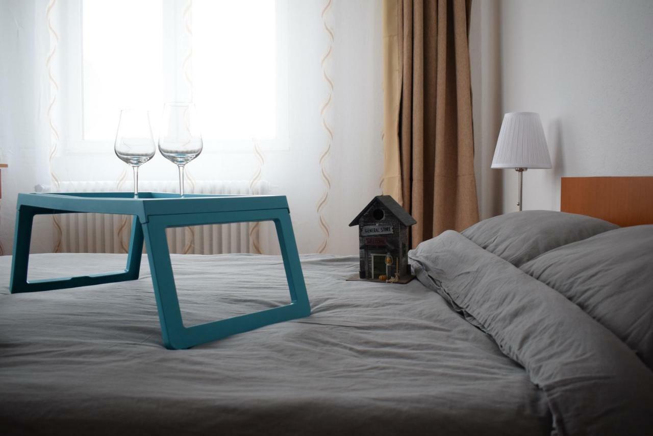 Resedinta Lui Calin Apartment Bucharest Luaran gambar