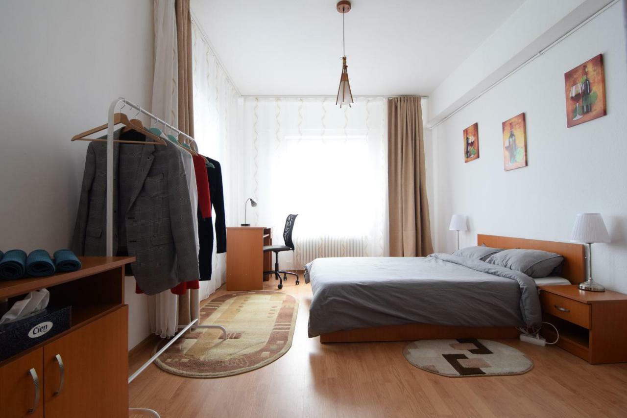 Resedinta Lui Calin Apartment Bucharest Luaran gambar